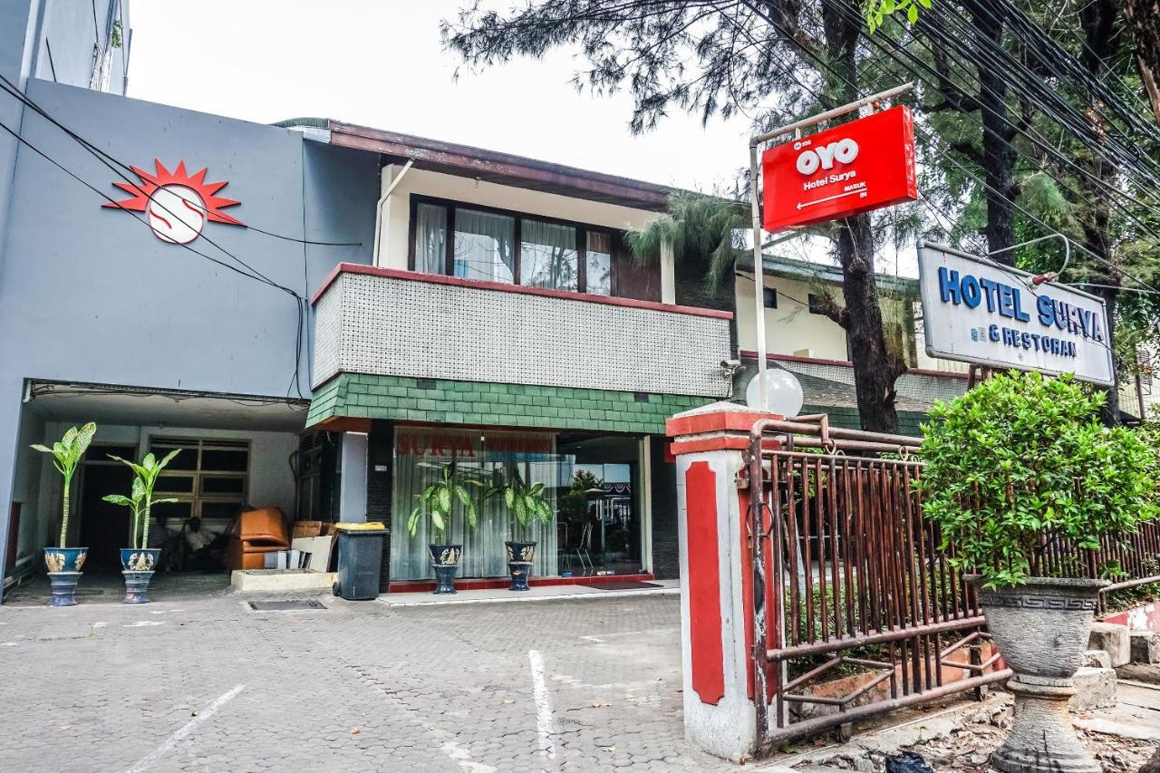 Oyo 108 Hotel Surya Yakarta Exterior foto